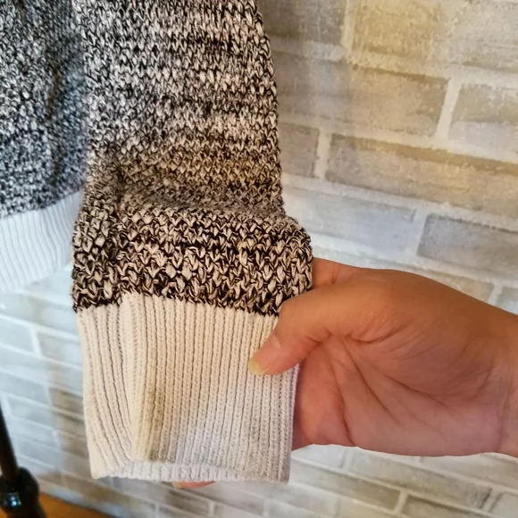 Peruna Sweater Color Black and Cream.!!. - Picture 12 of 15